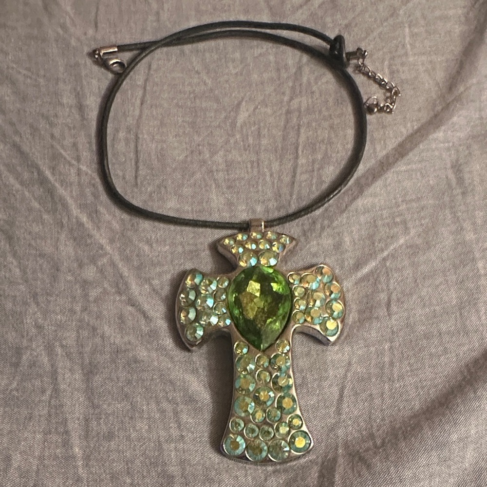 BB Simon Cross Necklace